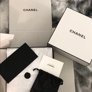Chanel Packaging (Box, card, envelope, dust bag)